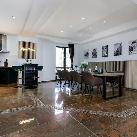 Highlife One Wilhelmstrasse * 威斯巴登