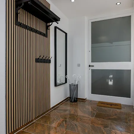 Highlife One Wilhelmstrasse Appartement